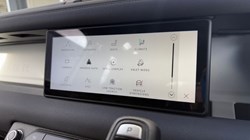 2022 (22) LAND ROVER DEFENDER 2.0 P300 S 90 3dr Auto 4629098