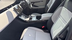 LAND ROVER RANGE ROVER EVOQUE 2.0 D200 Edition 5dr Auto 5360692
