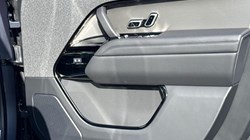 LAND ROVER RANGE ROVER SPORT 3.0 P460e Edition 5dr Auto 5292625