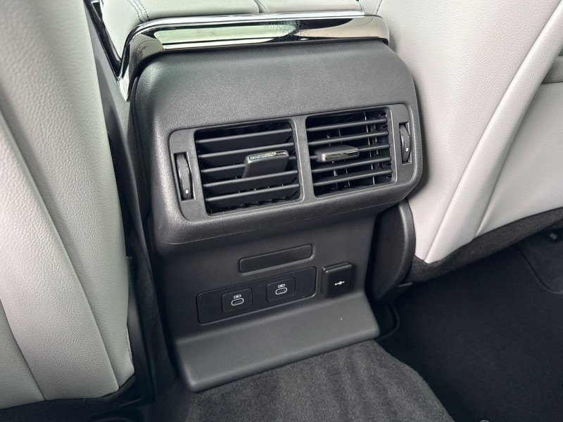  LAND ROVER RANGE ROVER VELAR 2.0 D200 MHEV Belgravia Edition 5dr Auto 5434221