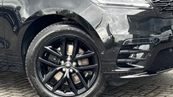LAND ROVER RANGE ROVER VELAR 2.0 D200 MHEV Belgravia Edition 5dr Auto 5434237