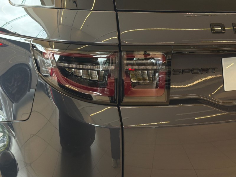  LAND ROVER DISCOVERY SPORT 2.0 D200 Metropolitan 5dr Auto [5 Seat] 5424960