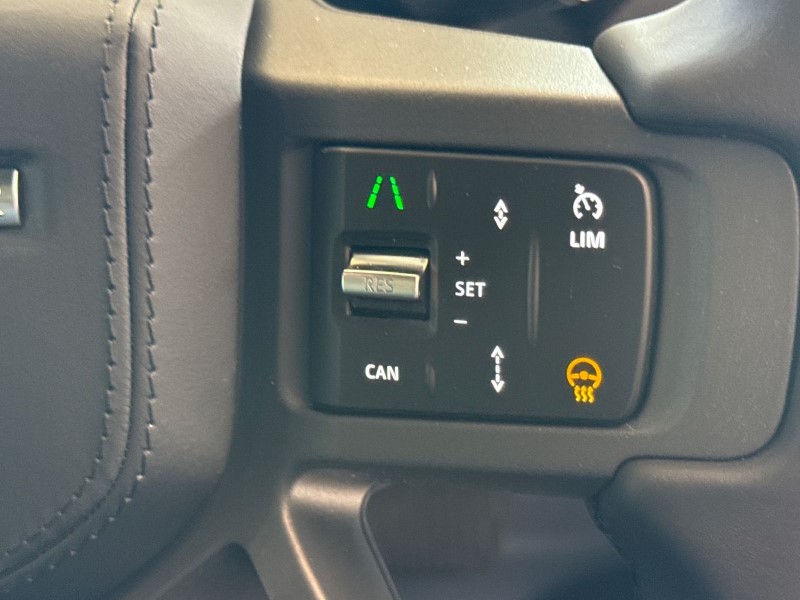  LAND ROVER DEFENDER 3.0 D250 X-Dynamic HSE 90 3dr Auto 5400925