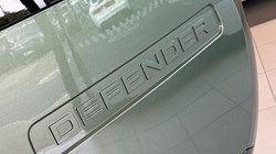 LAND ROVER DEFENDER 3.0 D250 X-Dynamic HSE 90 3dr Auto 5400934