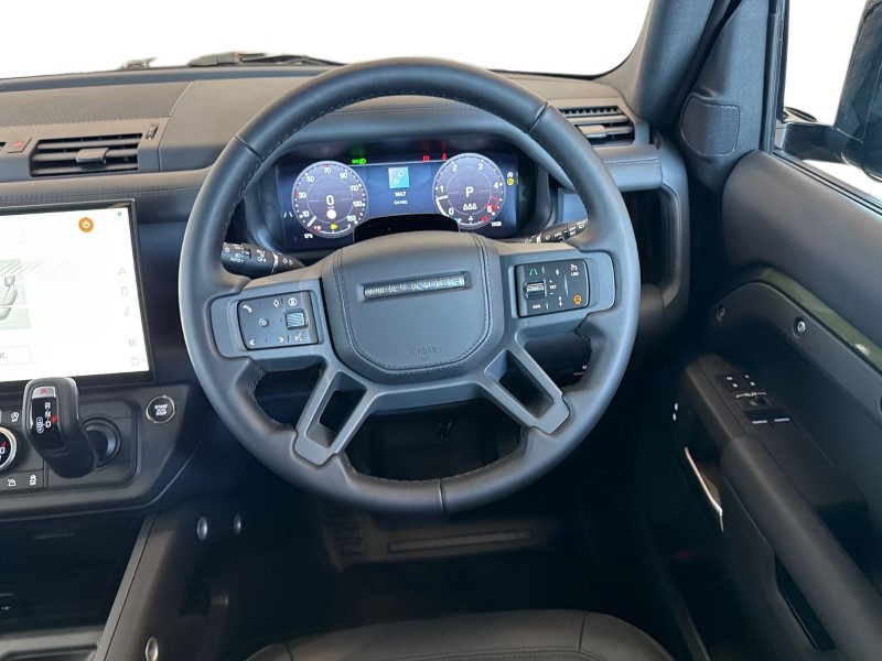  LAND ROVER DEFENDER 3.0 D250 X-Dynamic HSE 90 3dr Auto 5400913