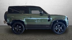 LAND ROVER DEFENDER 3.0 D250 X-Dynamic HSE 90 3dr Auto 5400903
