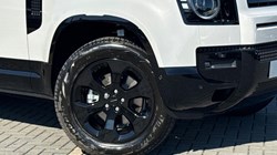 LAND ROVER DEFENDER 3.0 D250 X-Dynamic SE 110 5dr Auto 5592766