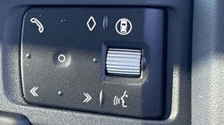 LAND ROVER DEFENDER 3.0 D250 X-Dynamic SE 110 5dr Auto 5592800