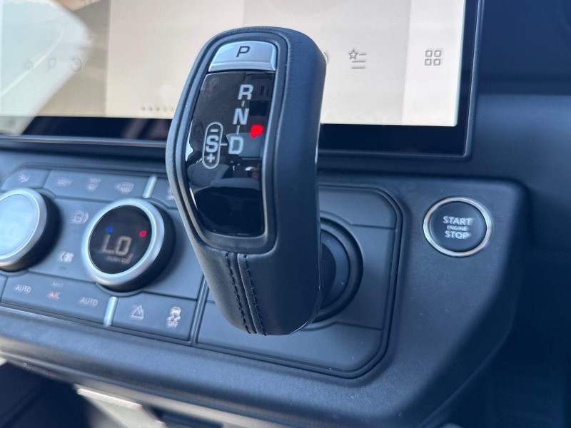  LAND ROVER DEFENDER 3.0 D250 X-Dynamic SE 110 5dr Auto 5592743