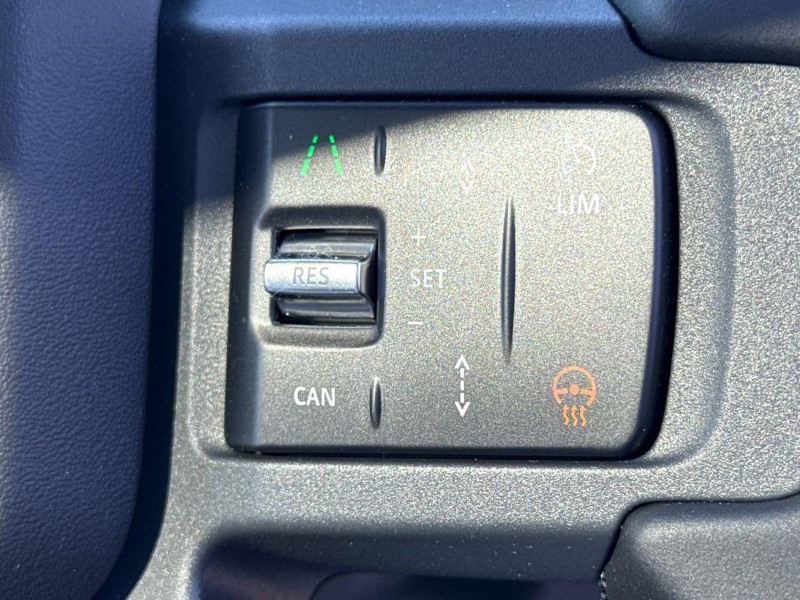  LAND ROVER DEFENDER 3.0 D250 X-Dynamic SE 110 5dr Auto 5592801