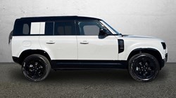 LAND ROVER DEFENDER 3.0 D250 X-Dynamic SE 110 5dr Auto 5592735