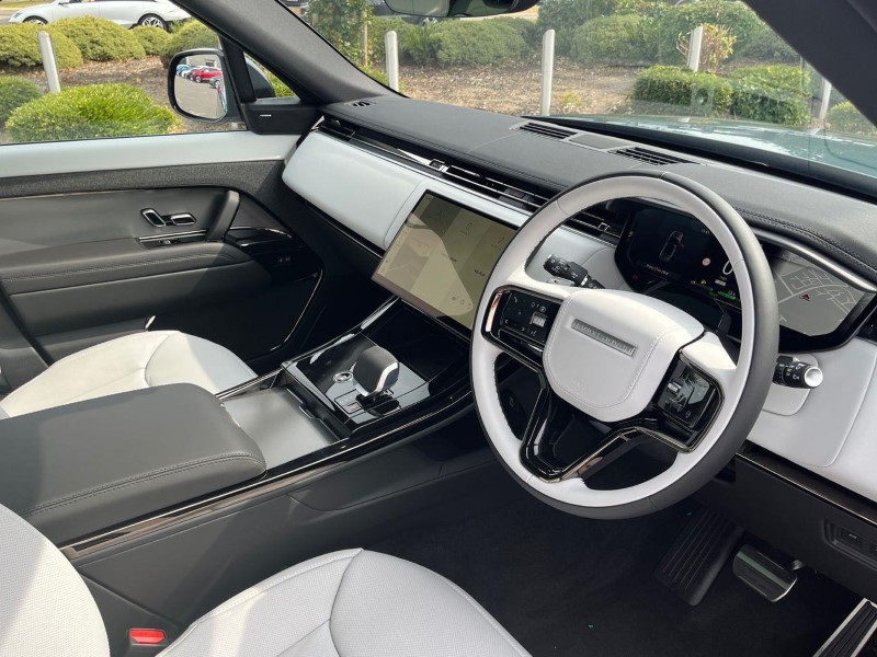  LAND ROVER RANGE ROVER SPORT 3.0 P460e Dynamic SE 5dr Auto 5662902
