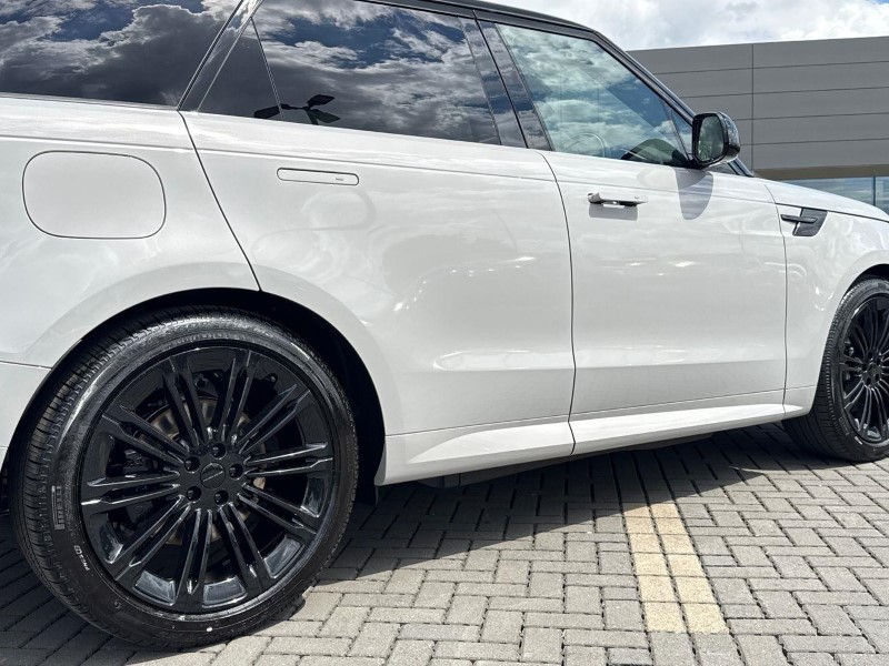  LAND ROVER RANGE ROVER SPORT 3.0 P460e Dynamic SE 5dr Auto 5557370