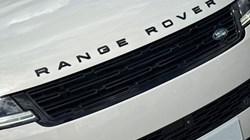 LAND ROVER RANGE ROVER SPORT 3.0 P460e Dynamic SE 5dr Auto 5557365
