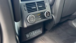 LAND ROVER DISCOVERY 3.0 D350 Dynamic HSE 5dr Auto 5556942