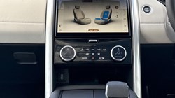 LAND ROVER DISCOVERY 3.0 D350 Dynamic HSE 5dr Auto 5556938