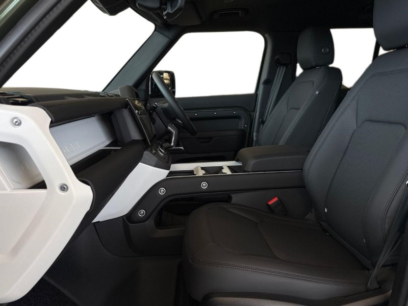  LAND ROVER DEFENDER 3.0 D250 X-Dynamic SE 110 5dr Auto 5465720