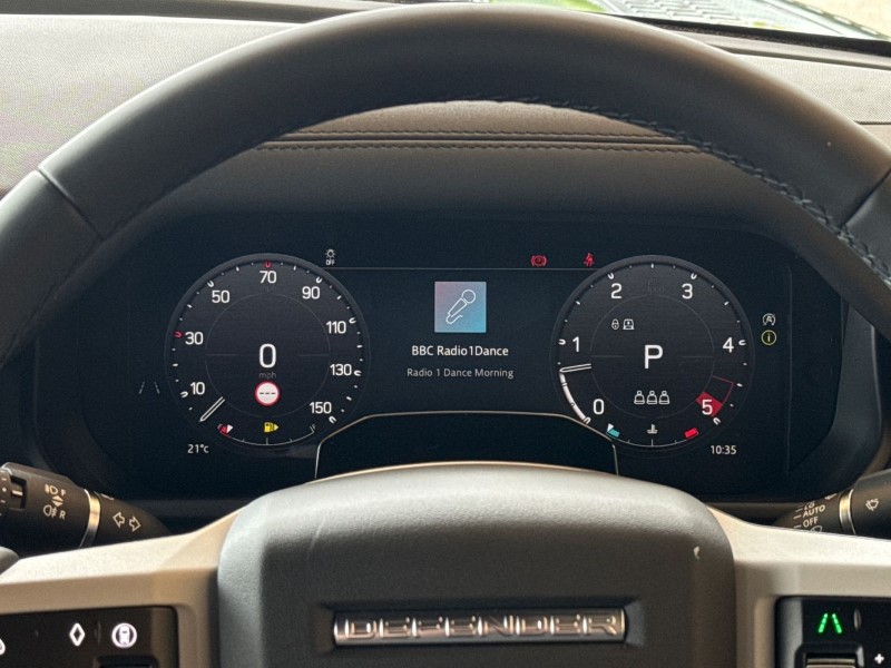  LAND ROVER DEFENDER 3.0 D250 X-Dynamic SE 110 5dr Auto 5465733
