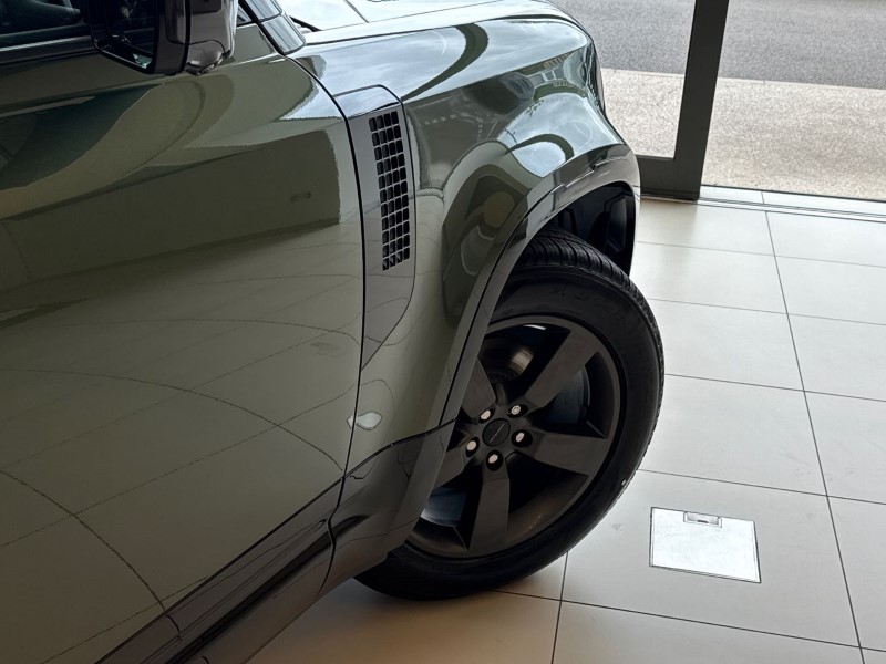  LAND ROVER DEFENDER 3.0 D250 X-Dynamic SE 110 5dr Auto 5465765