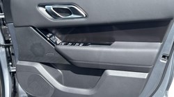 LAND ROVER RANGE ROVER VELAR 2.0 D200 MHEV Belgravia Edition 5dr Auto 5587373