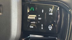 LAND ROVER RANGE ROVER EVOQUE 2.0 D200 Hoxton Edition 5dr Auto 5882462