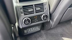 LAND ROVER DISCOVERY 3.0 D350 Dynamic HSE 5dr Auto 5557783