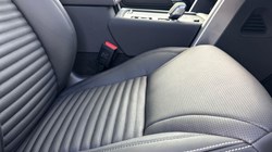 LAND ROVER DISCOVERY 3.0 D350 Metropolitan Edition 5dr Auto 5853677