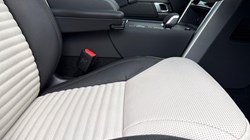 LAND ROVER DISCOVERY 3.0 D350 Metropolitan Edition 5dr Auto 5678905