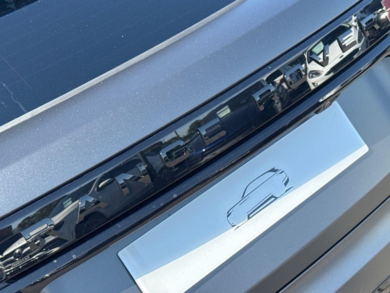  LAND ROVER RANGE ROVER VELAR 3.0 D300 MHEV Belgravia Edition 5dr Auto 5592853