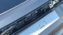 LAND ROVER RANGE ROVER VELAR 3.0 D300 MHEV Belgravia Edition 5dr Auto 5592853