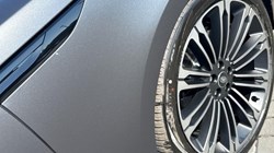 LAND ROVER RANGE ROVER VELAR 3.0 D300 MHEV Belgravia Edition 5dr Auto 5592836