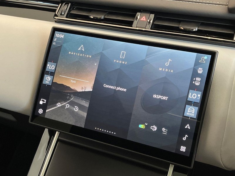  LAND ROVER RANGE ROVER VELAR 2.0 D200 MHEV Belgravia Edition 5dr Auto 5821460