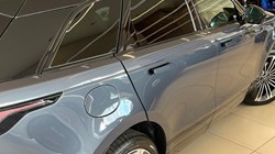 LAND ROVER RANGE ROVER VELAR 2.0 D200 MHEV Belgravia Edition 5dr Auto 5821484