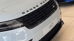 LAND ROVER RANGE ROVER VELAR 2.0 D200 MHEV Belgravia Edition 5dr Auto 5821350