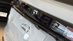 LAND ROVER RANGE ROVER VELAR 2.0 D200 MHEV Belgravia Edition 5dr Auto 5821353