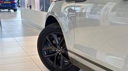 LAND ROVER RANGE ROVER VELAR 2.0 D200 MHEV Belgravia Edition 5dr Auto 5821359