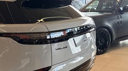 LAND ROVER RANGE ROVER VELAR 2.0 D200 MHEV Belgravia Edition 5dr Auto 5821363