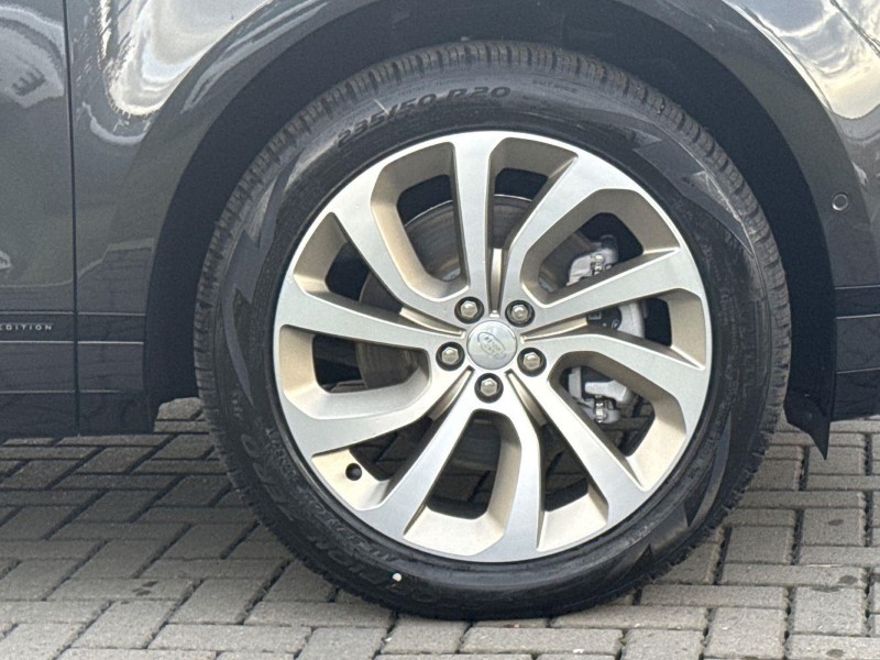LAND ROVER RANGE ROVER EVOQUE 2.0 D200 Hoxton Edition 5dr Auto 5975064