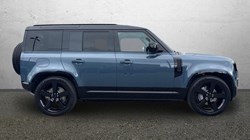 LAND ROVER DEFENDER 3.0 D350 X-Dynamic HSE 110 5dr Auto 5853397