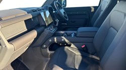 LAND ROVER DEFENDER 3.0 D250 X-Dynamic SE 90 3dr Auto 5914231
