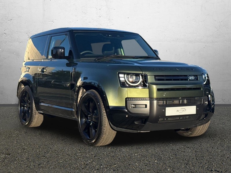 LAND ROVER DEFENDER