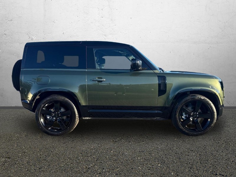  LAND ROVER DEFENDER 3.0 D250 X-Dynamic SE 90 3dr Auto 5914233