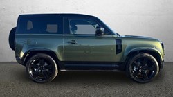 LAND ROVER DEFENDER 3.0 D250 X-Dynamic SE 90 3dr Auto 5914233