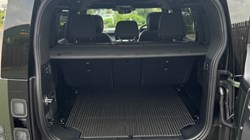 LAND ROVER DEFENDER 3.0 D250 X-Dynamic HSE 110 5dr Auto 5508275