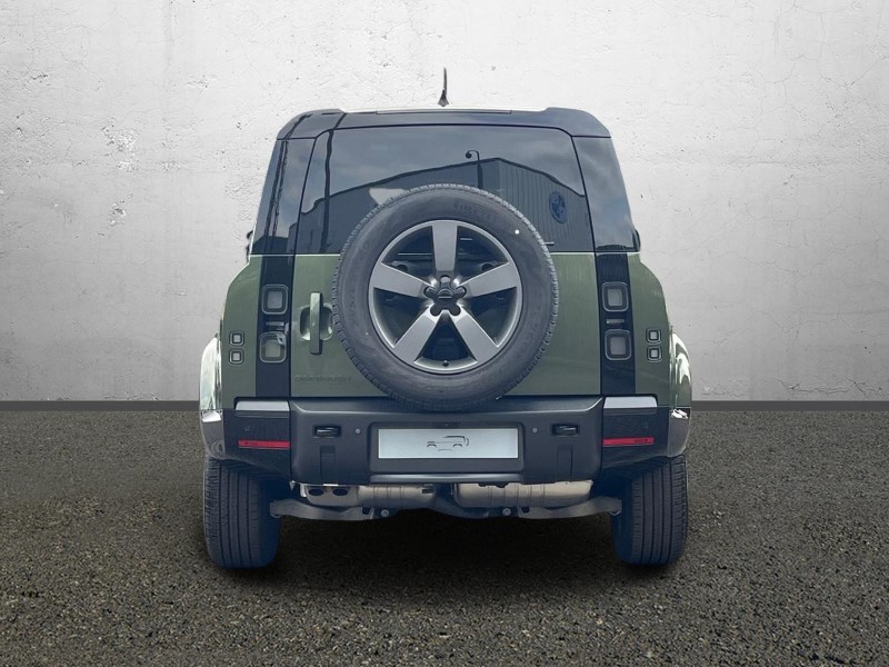  LAND ROVER DEFENDER 3.0 D250 X-Dynamic HSE 110 5dr Auto 5508271