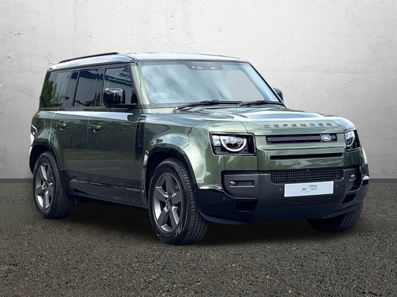  LAND ROVER DEFENDER 3.0 D250 X-Dynamic HSE 110 5dr Auto