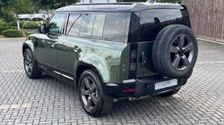 LAND ROVER DEFENDER 3.0 D250 X-Dynamic HSE 110 5dr Auto 5508324