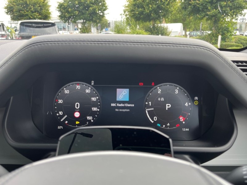  LAND ROVER DEFENDER 3.0 D250 X-Dynamic HSE 110 5dr Auto 5508281