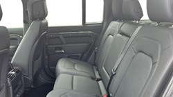 LAND ROVER DEFENDER 3.0 D250 X-Dynamic HSE 110 5dr Auto 5508269