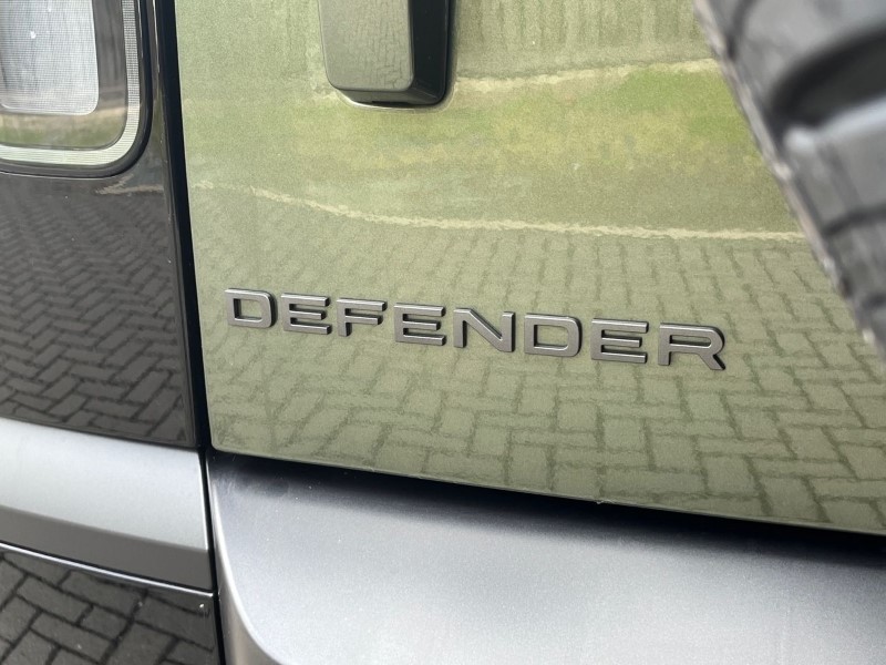  LAND ROVER DEFENDER 3.0 D250 X-Dynamic HSE 110 5dr Auto 5508313
